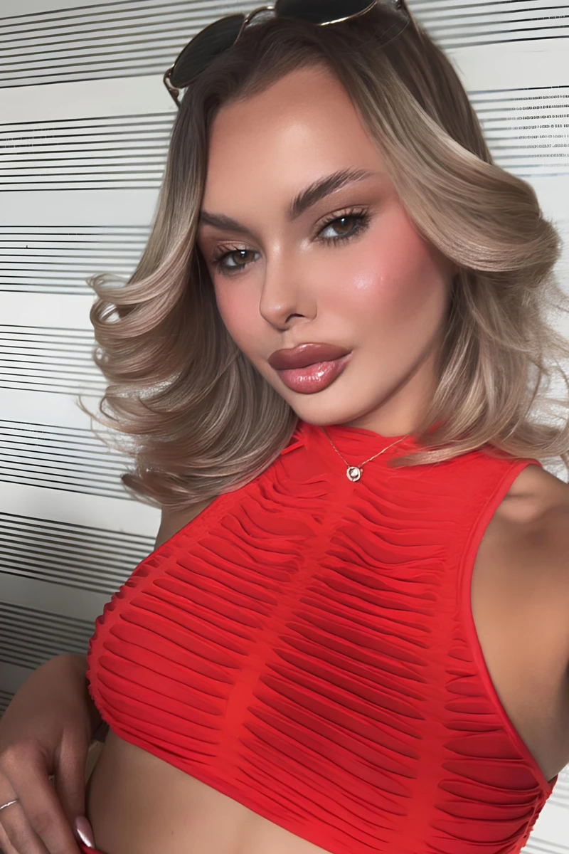 Juliana escort à Dubaï